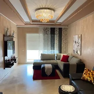 Appartement Big Luxury Near Airport, Nouaceur